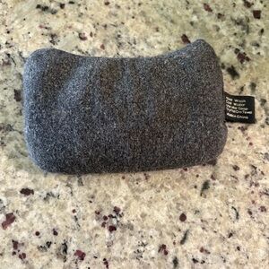 IMAK ergobeads gray wrist cushion Preowned in good condition